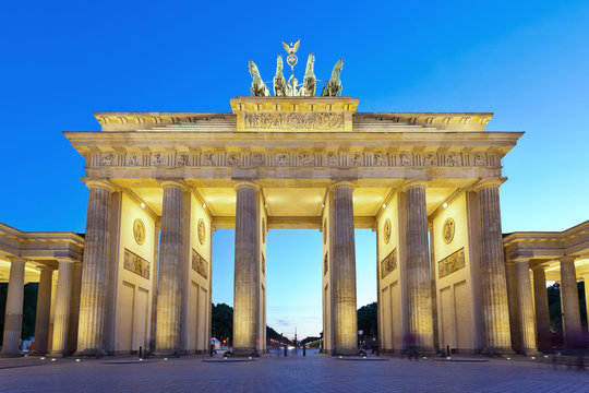 Brandenburg gate at night, Berlin, Germany