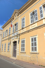 Fototapeta na wymiar Palais de Justice de Saint-Tropez