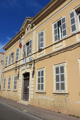 Fototapeta na wymiar Palais de Justice de Saint-Tropez