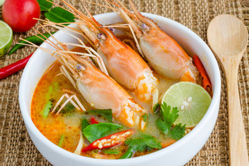 Tom Yum kung