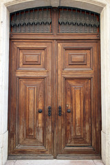 Obraz na płótnie Canvas Szczegółowo starych drzwi, Lizbona, Portugalia