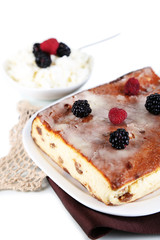 Cheese casserole with raisins