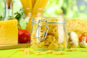 Pasta with oil, cheese and vegetables