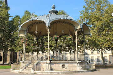 Pavillon de jardin Place du Président Wilson de Dijon