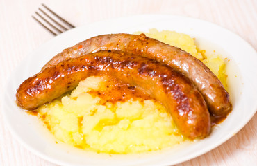 sausages with mashed potato