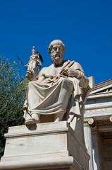 Obraz premium Plato monument opposite Academy of Athens. Greece.