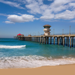 Obraz premium Huntington beach Surf City USA pier view
