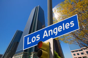 Fototapete Los Angeles LA Los Angeles Schild in Rotlicht-Fotomontage in der Innenstadt