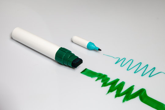 Filzmaler und Marker in gr&uuml;n