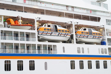 Naklejka premium cruise ship