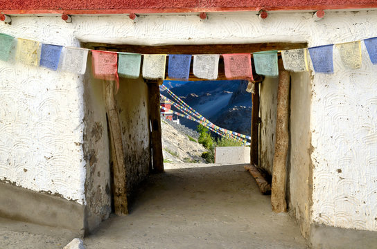 Tibetan gates