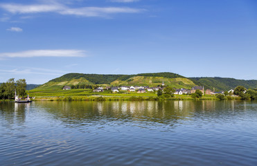 Fototapeta premium Beilstein at Mosel River,Germany