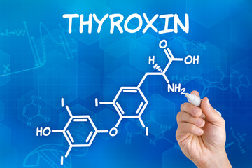 Hand zeichnet chemische Strukturformel von Thyroxin
