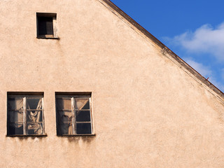 Schäden an Hauswand