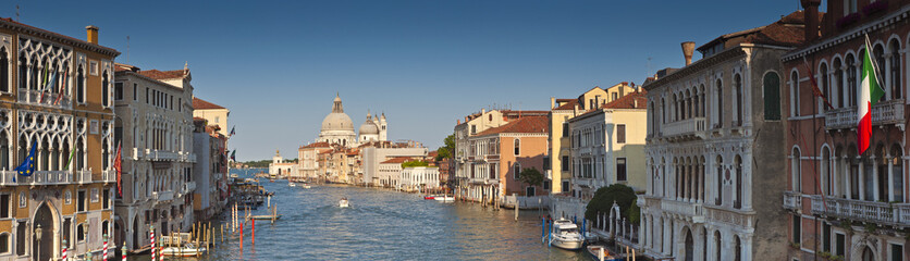 Fototapeta na wymiar Santa Maria Della Salute, Grand Canal, Venice