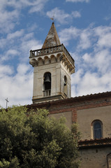 Fototapeta na wymiar Kirche Santa Croce in Vinci, Toskana