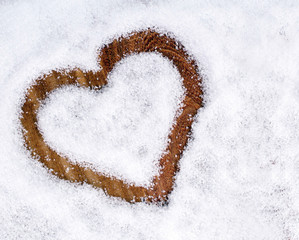 Herz im Schnee