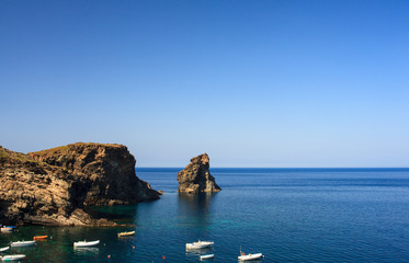 Faraglioni , Pantelleria