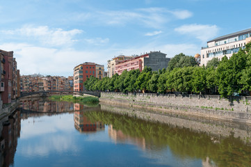Fluss Onyar in Girona