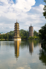 Pagodas Riming Shuang Ta - Guilin - China