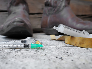 seringues,drogues,danger,addiction,pollution