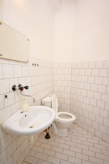 simple bathroom