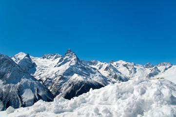 Fototapeta na wymiar mountain and snow on top