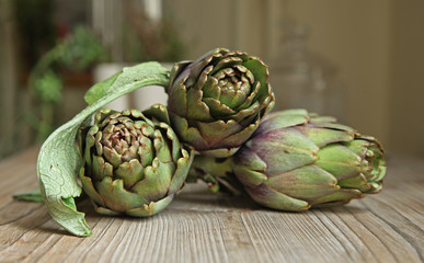Obraz premium artichauts violets