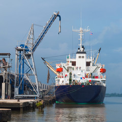 Fototapeta premium Transport dock.