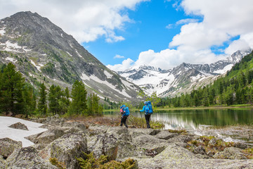 Fototapeta premium Hiker in Altai mountains, Russian Federation