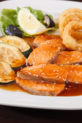 salmon with vegetables