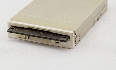 Floppy disk drive and diskette