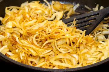 Frying onion