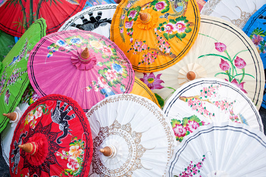 Paraguas tailandeses