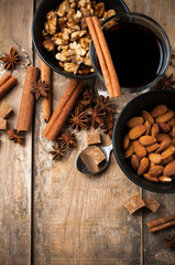 hot mulled wine, spices and nuts