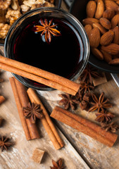 hot mulled wine, spices and nuts