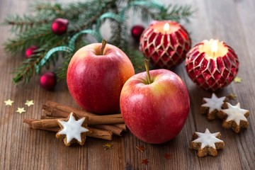 Naklejka na ściany i meble Jabłka świąteczne