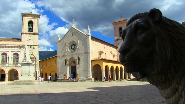 Norcia - Piazza San Benedetto