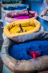 Color pigments