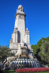 Fototapeta na wymiar Pomnik Cervantesa