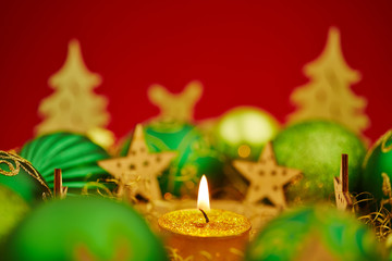 Kranz zu Weihnachten mit Kerze