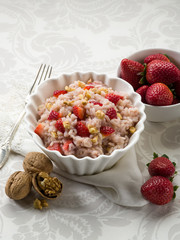 risotto with strawberries and nuts