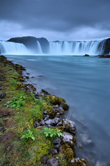 Obraz premium godafoss the waterfall of gods