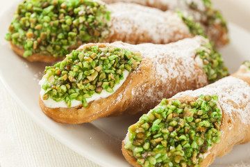 Fresh Homemade Traditional Cannoli