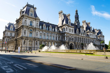 Fototapeta na wymiar Hotel de Ville in Paris