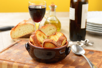 Ribollita di verdure con crostini
