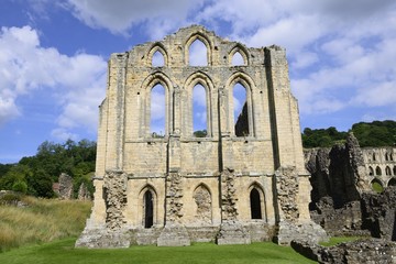 Fototapeta na wymiar Rievaulx Abbey (Yorkshire, Wielka Brytania)