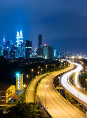 Fototapeta premium Panoramę Kuala Lumpur w nocy