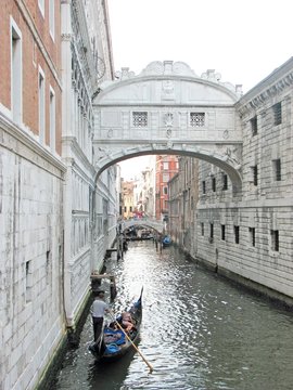 Bridge of sighs in Venice