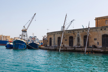 sunken yacht in Marsamxett Harbour 2013